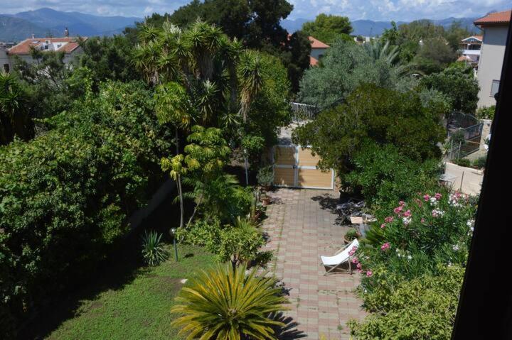 Casa Vacanze Rocco Àrbatax Exterior foto